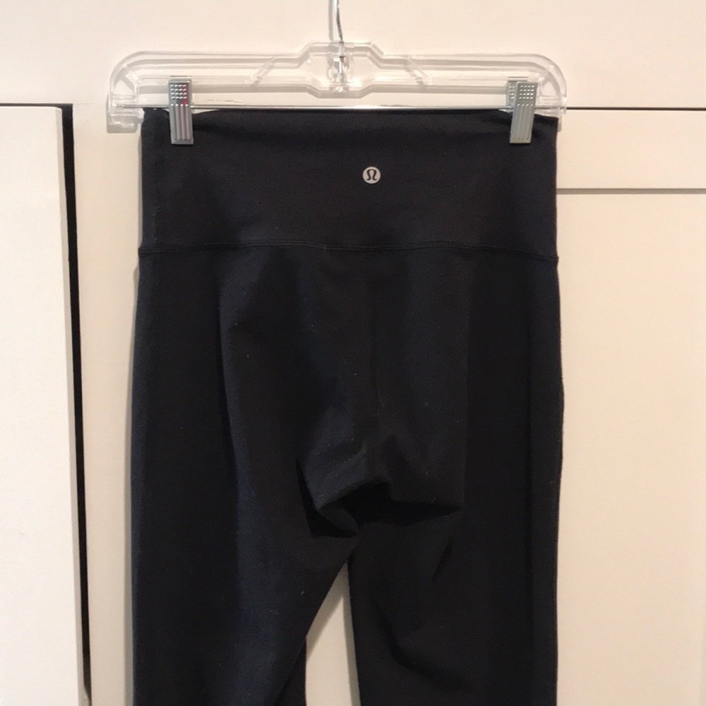 Lululemon yoga pants